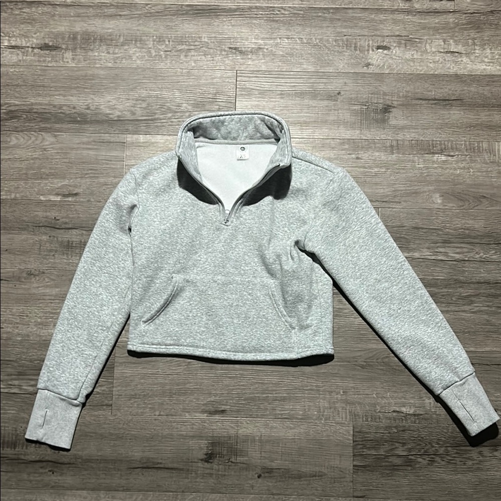 Women's Senita Athletics Quarter-Zip Cropped Sweater XS